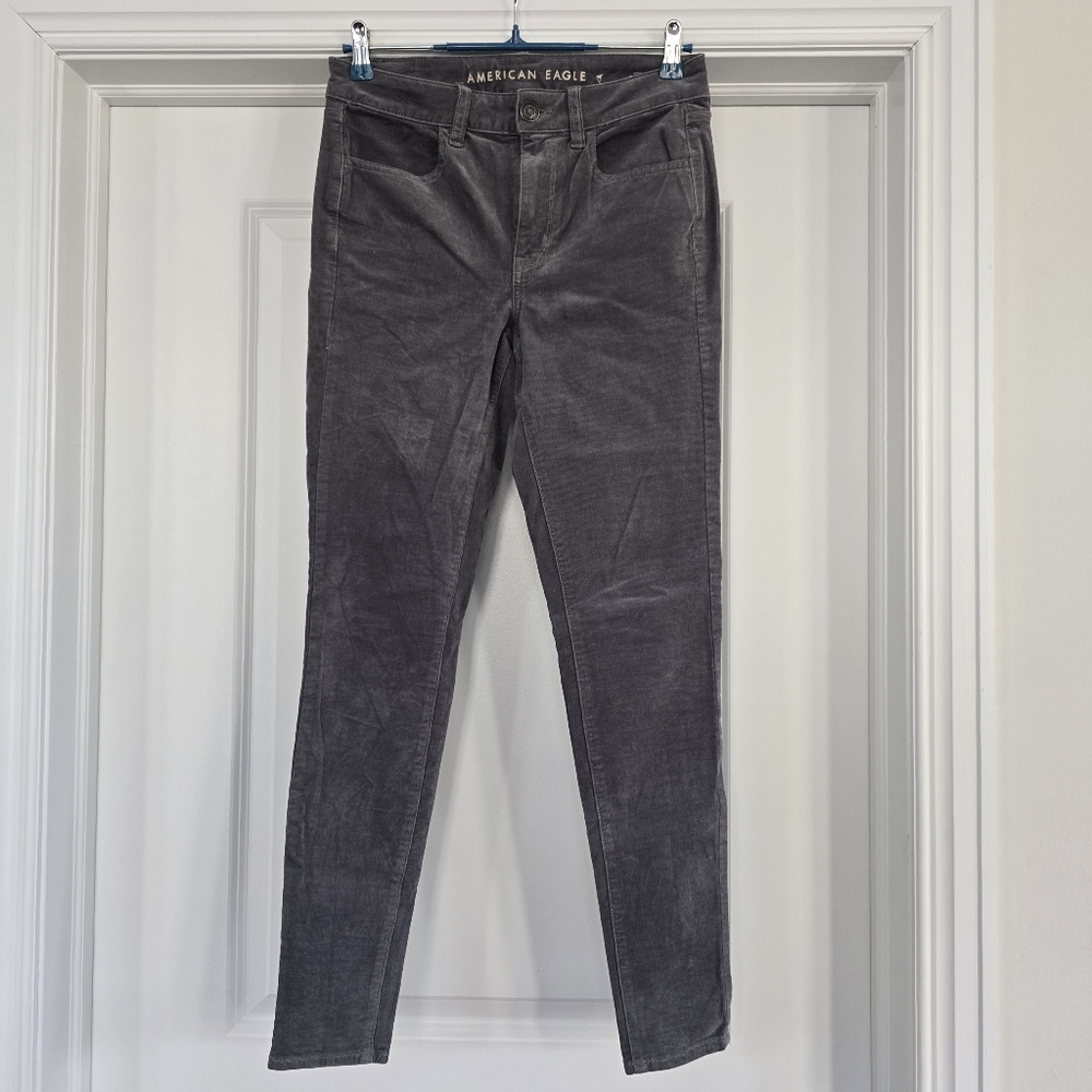 American Eagle Gray Corduroy Skinny Pants Size 6 Regular